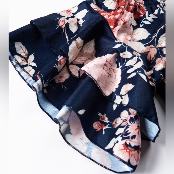 Floral off Shoulder Top - Picture 4 of 5